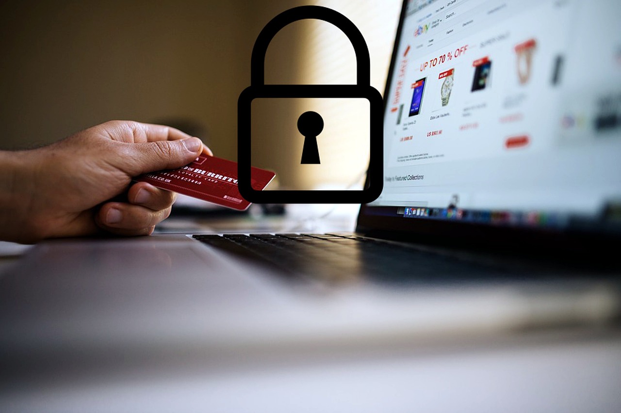 How to Maintain Safety in Online Relationships